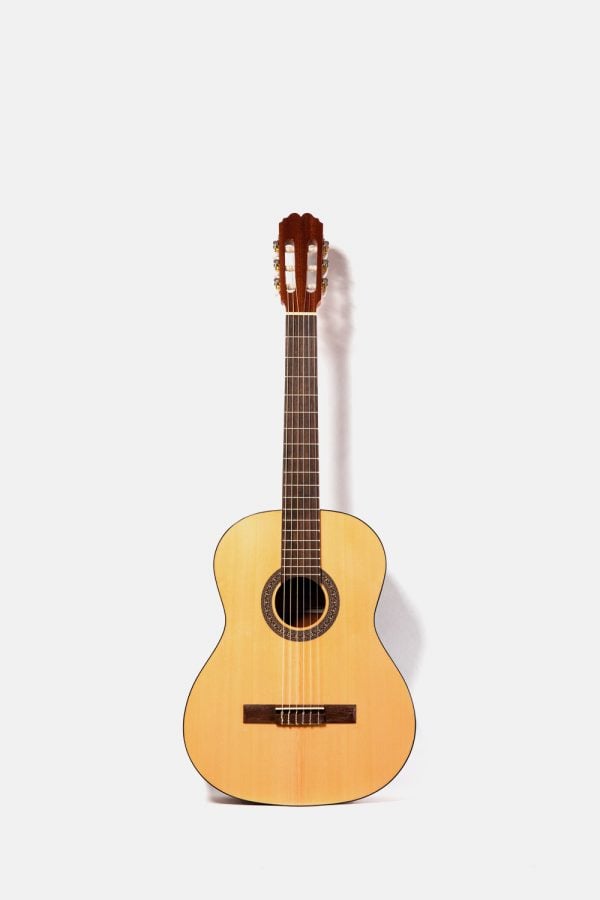 Guitarra-admira-alba-niño