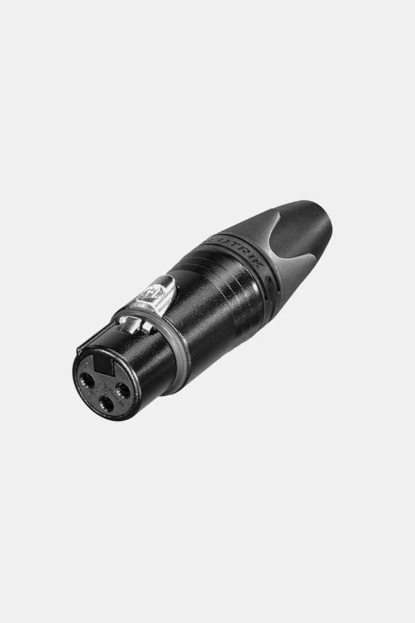 Conector XLR hembra de 3 polos con contactos plateados y conector negro